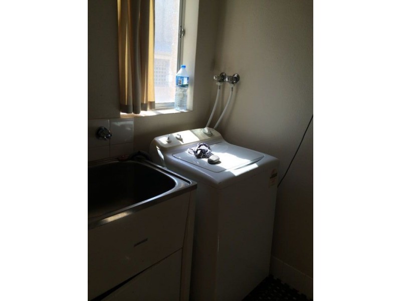 1/8 Messines St, Shoal Bay NSW 2315