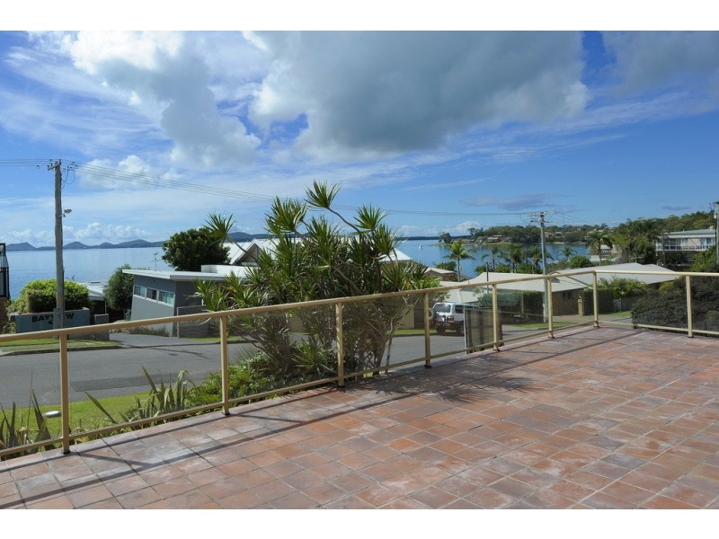 2/1 Mitchell Street, Soldiers Point NSW 2317