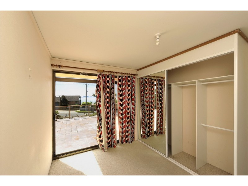 2/1 Mitchell Street, Soldiers Point NSW 2317