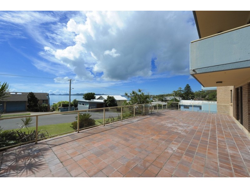 2/1 Mitchell Street, Soldiers Point NSW 2317