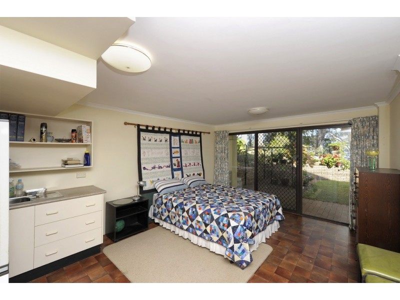 75 Kent Gardens, Soldiers Point NSW 2317