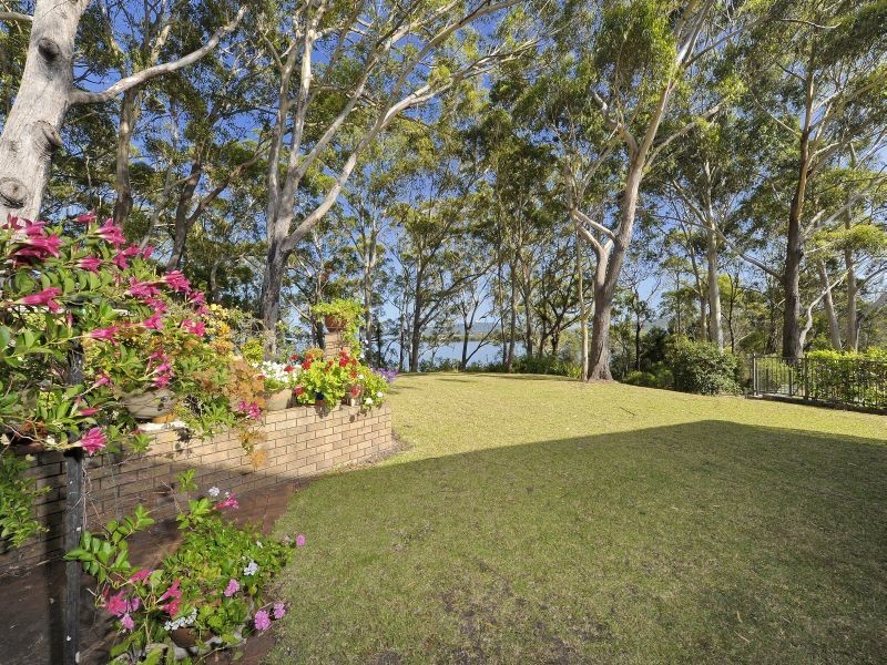 75 Kent Gardens, Soldiers Point NSW 2317