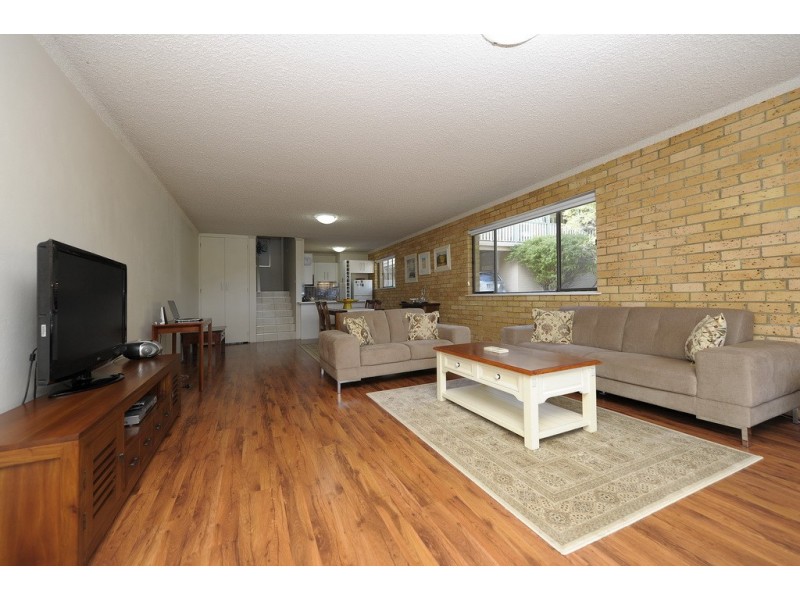 2/69 Ronald Avenue, Shoal Bay NSW 2315