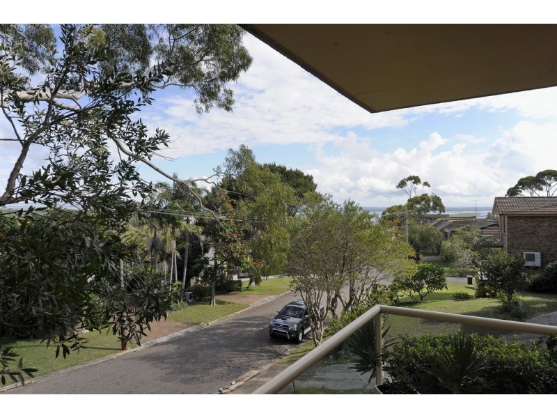 2/69 Ronald Avenue, Shoal Bay NSW 2315