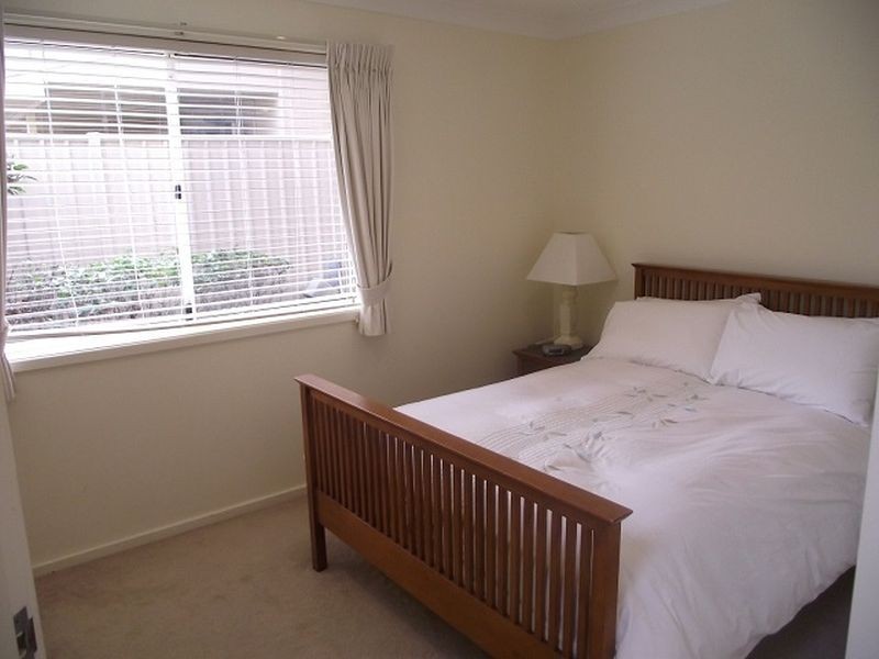 2/2a Tomaree Rd, Shoal Bay NSW 2315