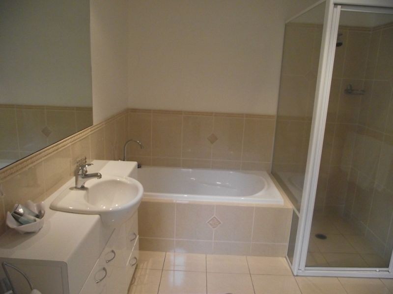 2/2a Tomaree Rd, Shoal Bay NSW 2315