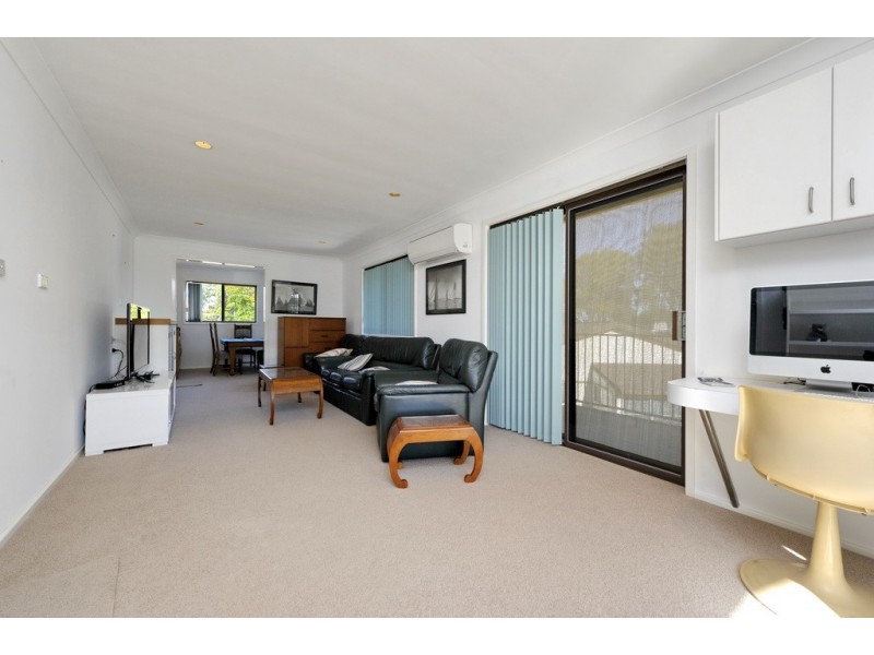 32 Kent Gardens, Soldiers Point NSW 2317