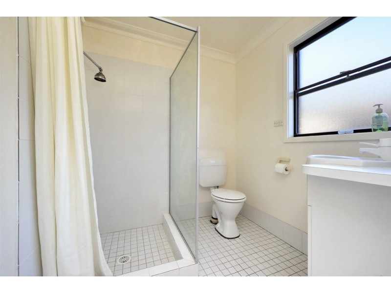 32 Kent Gardens, Soldiers Point NSW 2317