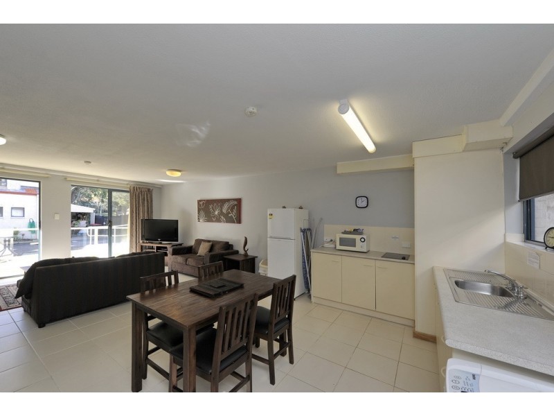 10/1 Trafalgar Street, Nelson Bay NSW 2315