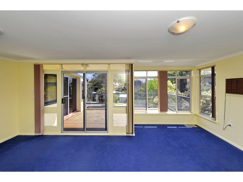 73 Sandy Point Rd, Corlette NSW 2315
