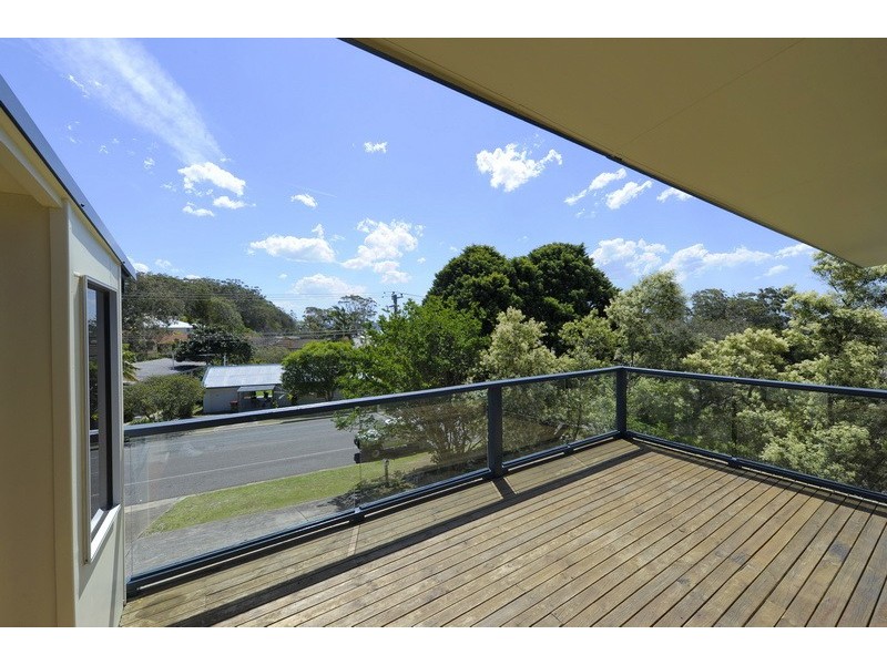 73 Sandy Point Rd, Corlette NSW 2315
