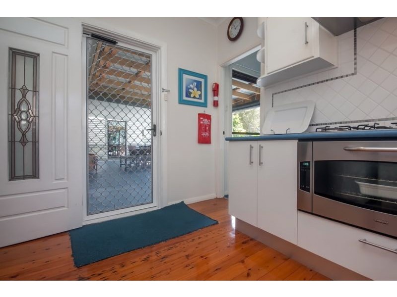 5 Victor Pde, Shoal Bay NSW 2315
