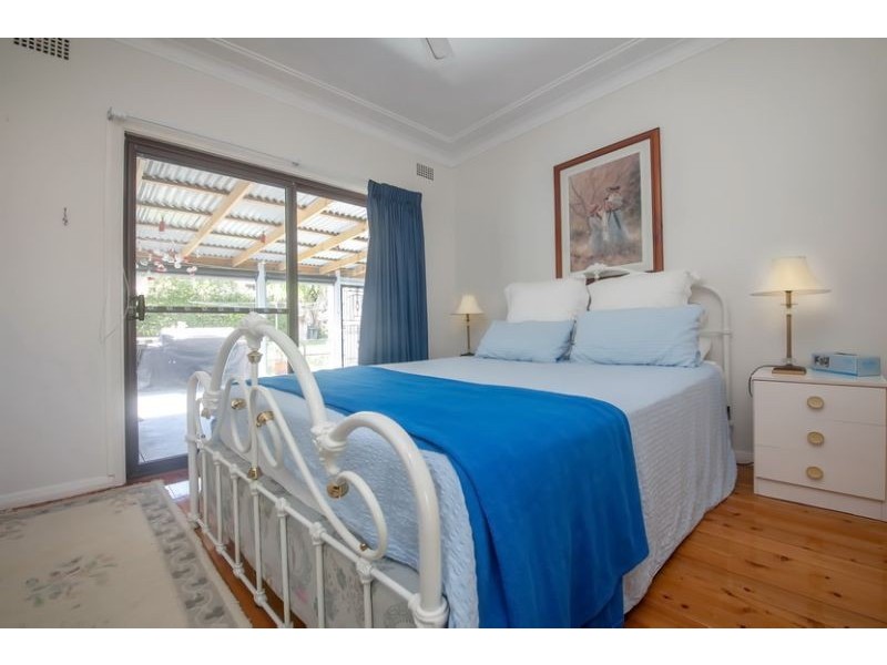 5 Victor Pde, Shoal Bay NSW 2315