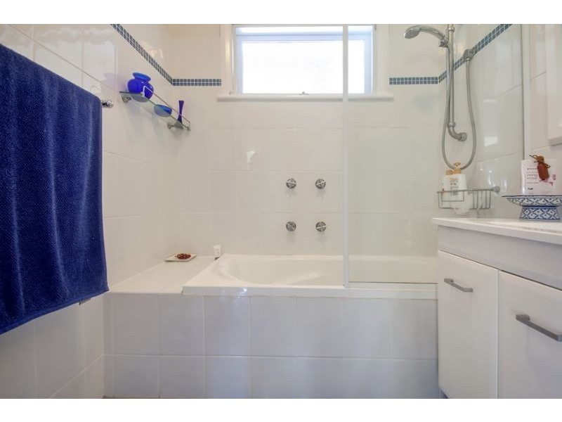 5 Victor Pde, Shoal Bay NSW 2315