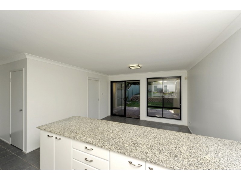 2/76 Tomaree Rd, Shoal Bay NSW 2315