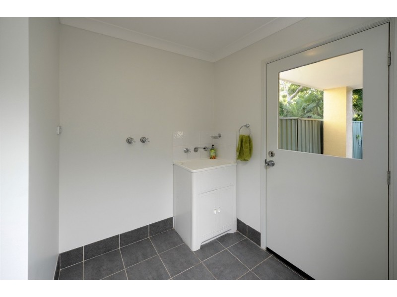 2/76 Tomaree Rd, Shoal Bay NSW 2315