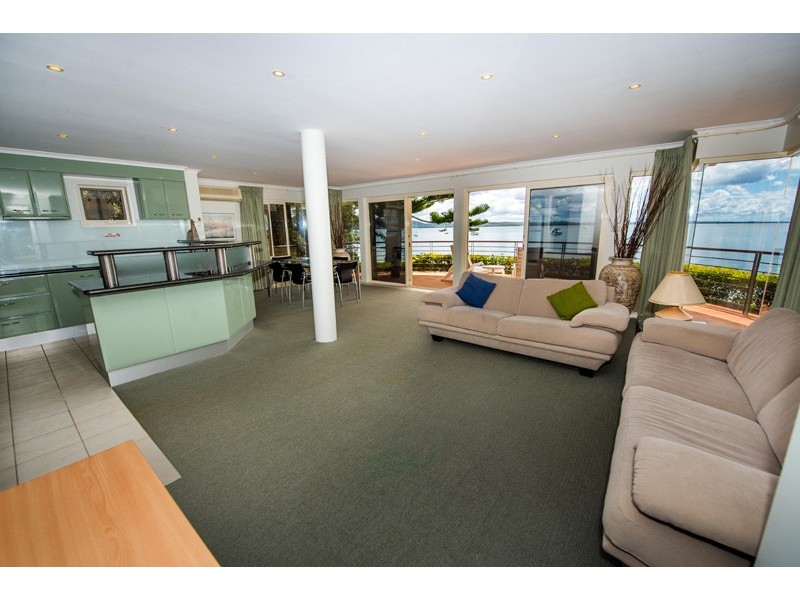 1/1 Randall Drive, Salamander Bay NSW 2317