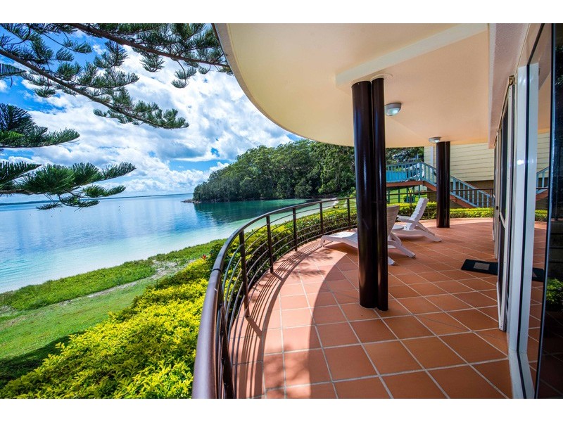 1/1 Randall Drive, Salamander Bay NSW 2317