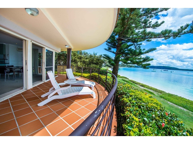 1/1 Randall Drive, Salamander Bay NSW 2317
