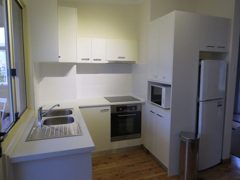 3/2 Victor Pde, Shoal Bay NSW 2315