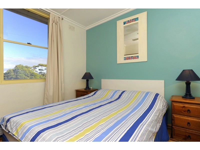 3/2 Victor Pde, Shoal Bay NSW 2315