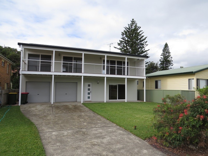 18 Argyle Ave, Anna Bay NSW 2316