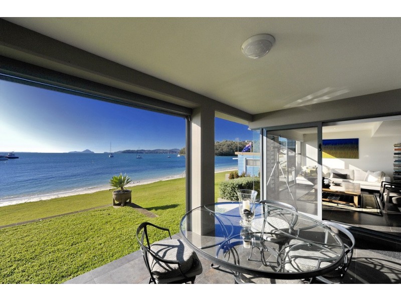 1/217 Soldiers Point Rd, Salamander Bay NSW 2317