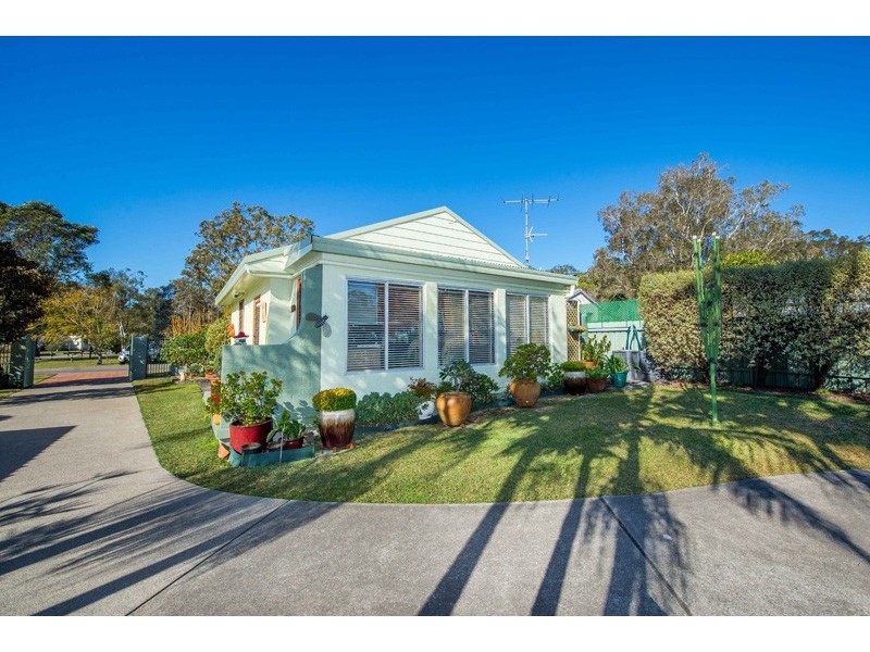 40 Albert Street, Taylors Beach NSW 2316