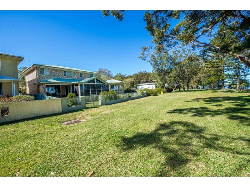 40 Albert Street, Taylors Beach NSW 2316