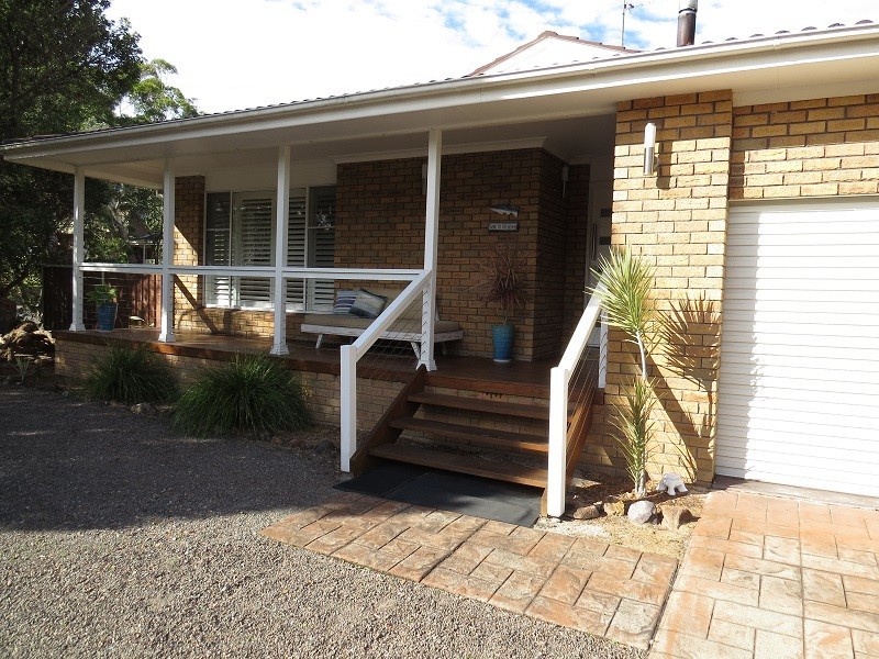 1 Dunmore Ave, Anna Bay NSW 2316