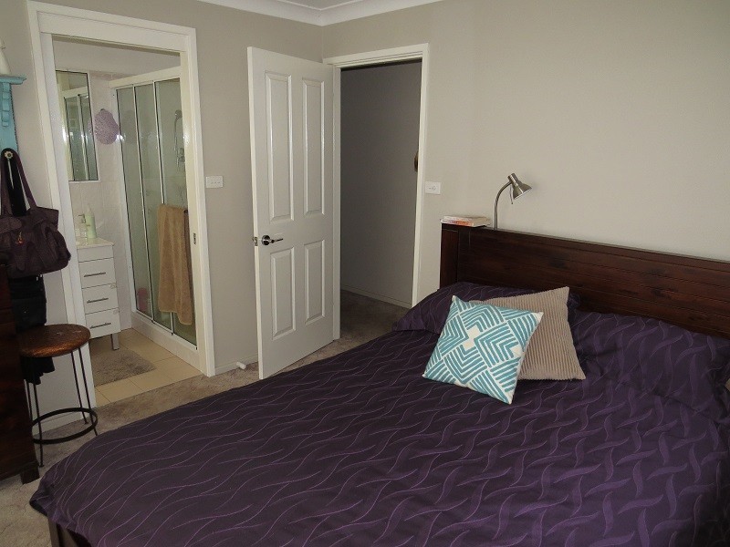 1 Dunmore Ave, Anna Bay NSW 2316