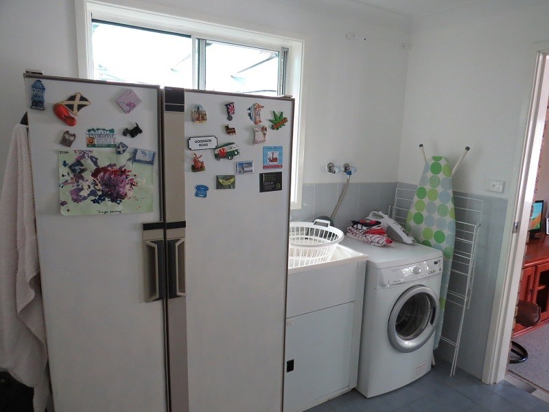 1 Dunmore Ave, Anna Bay NSW 2316