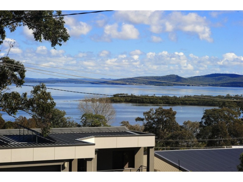 7 Lyndel Close, Soldiers Point NSW 2317