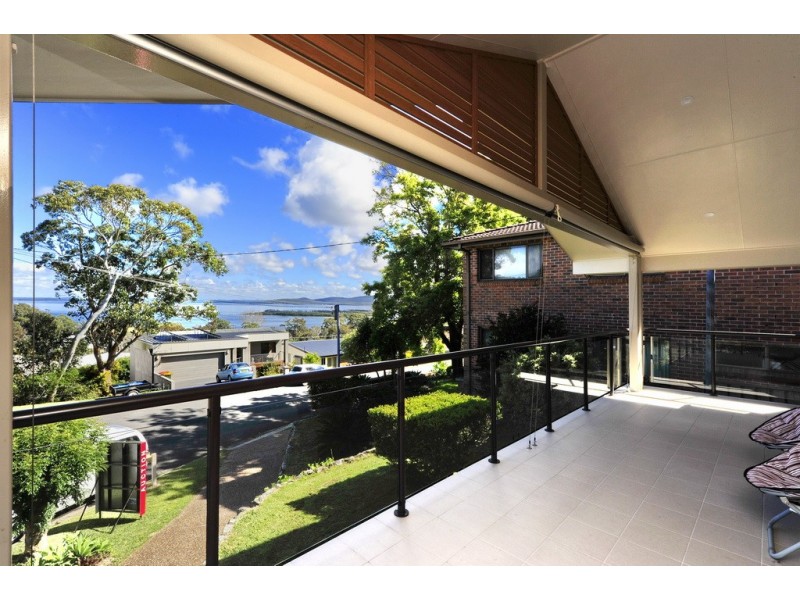7 Lyndel Close, Soldiers Point NSW 2317