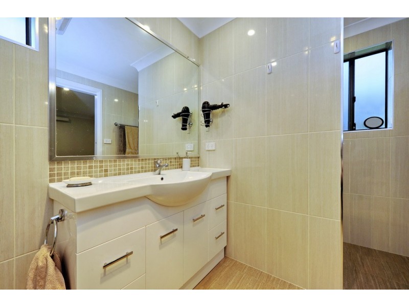 7 Lyndel Close, Soldiers Point NSW 2317