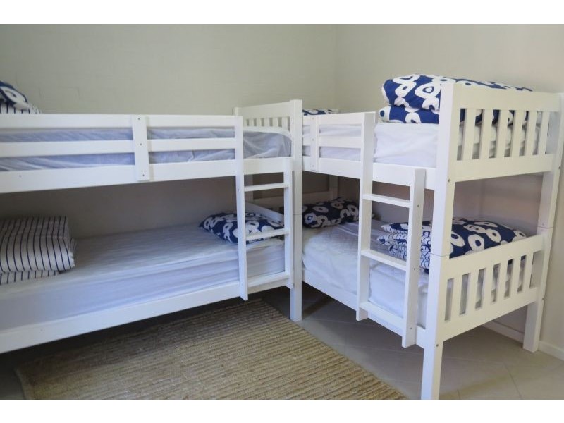 1/3 Messines St, Shoal Bay NSW 2315