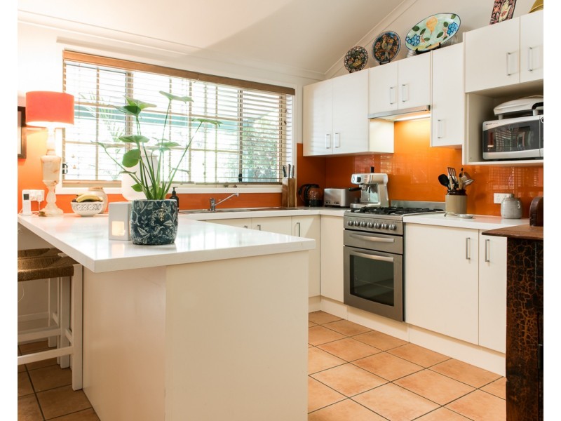 32 Andrew Close, Boat Harbour NSW 2316