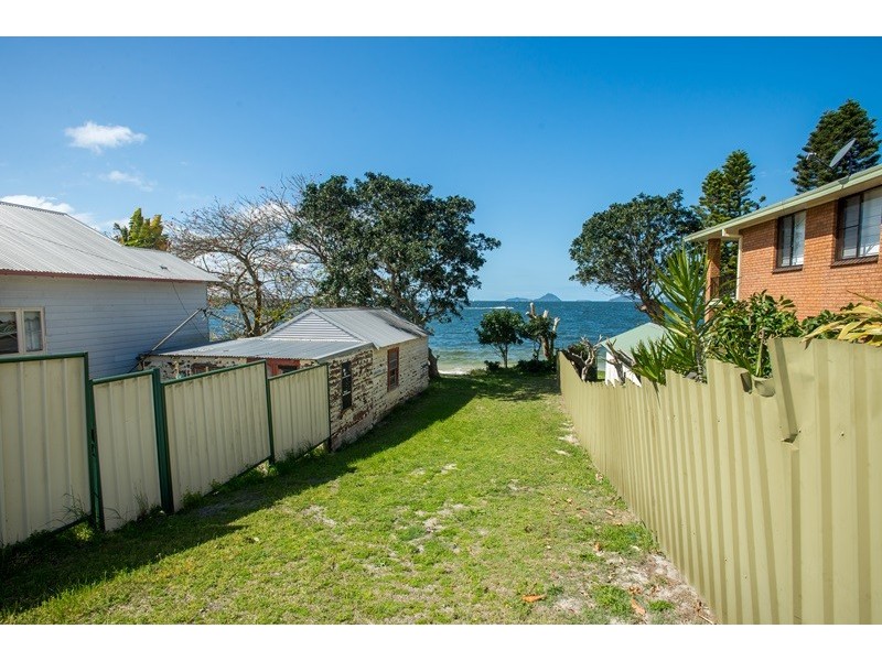 4/13 Soldiers Point Road, Soldiers Point NSW 2317