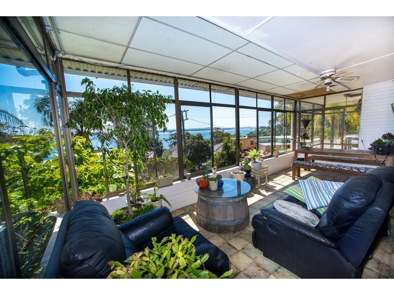 6 Joleen Crescent, Shoal Bay NSW 2315