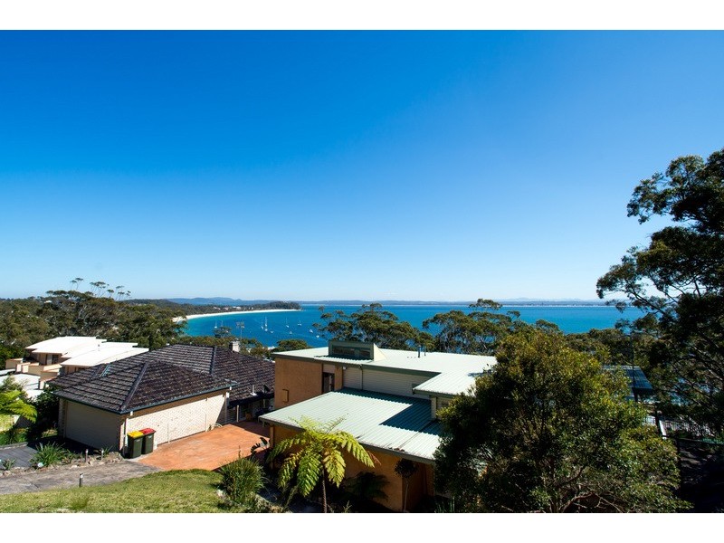 6 Joleen Crescent, Shoal Bay NSW 2315