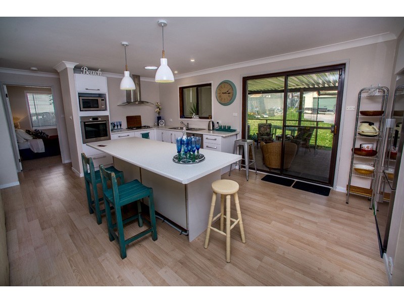 9 Mary Street, Soldiers Point NSW 2317
