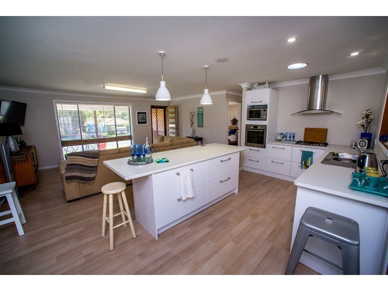 9 Mary Street, Soldiers Point NSW 2317