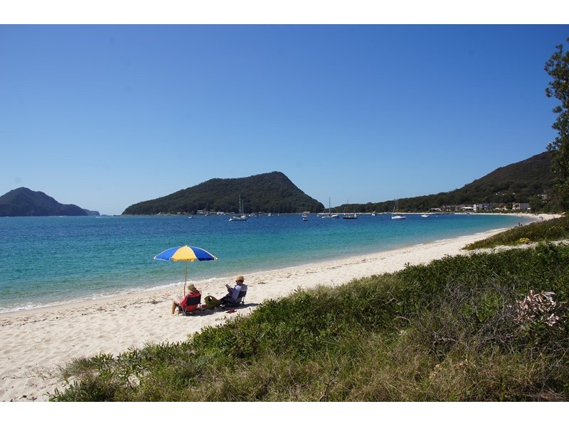 15 Shoal Bay Avenue, Shoal Bay NSW 2315