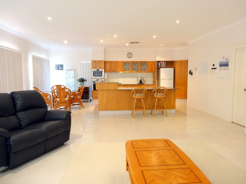 15 Shoal Bay Avenue, Shoal Bay NSW 2315