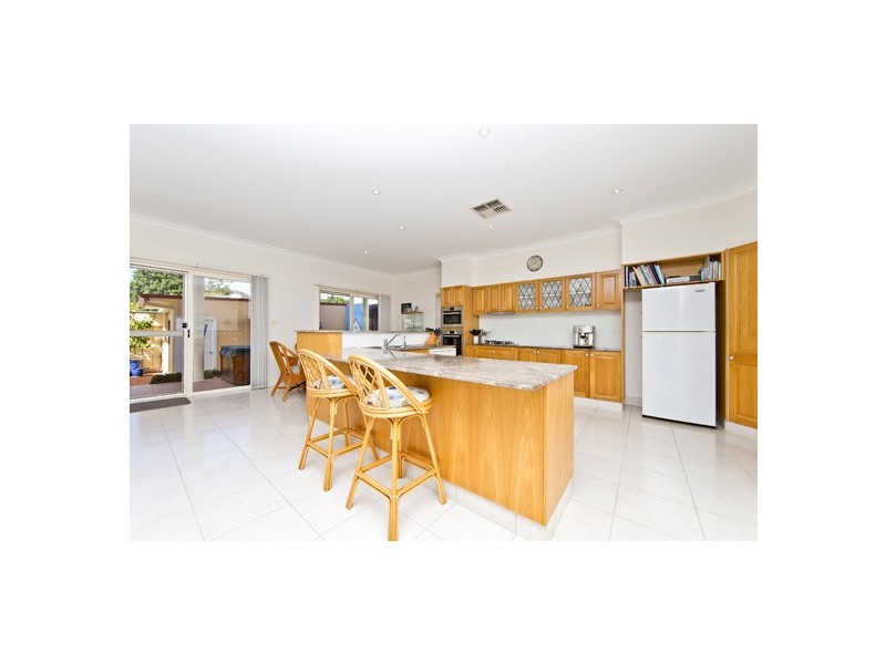 15 Shoal Bay Avenue, Shoal Bay NSW 2315