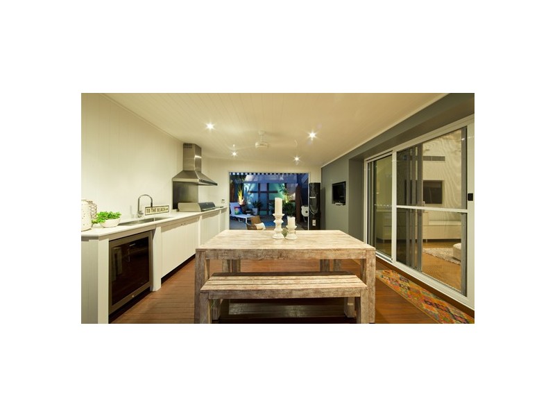 10 Mitchell Street, Soldiers Point NSW 2317