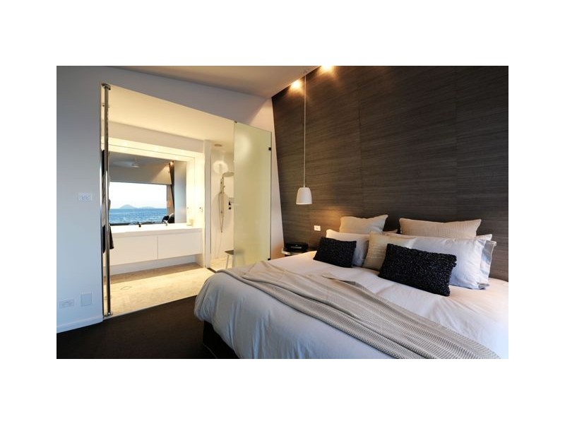 10 Mitchell Street, Soldiers Point NSW 2317