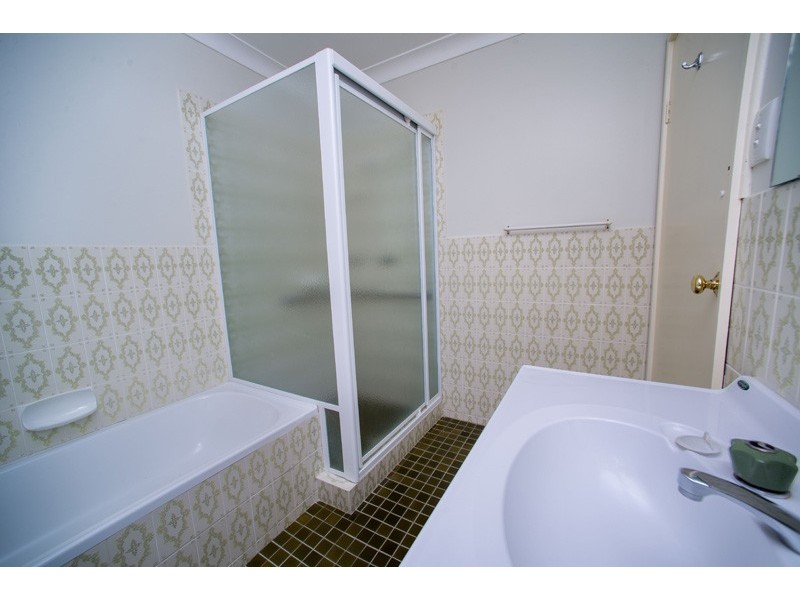 10 Victor Parade, Shoal Bay NSW 2315