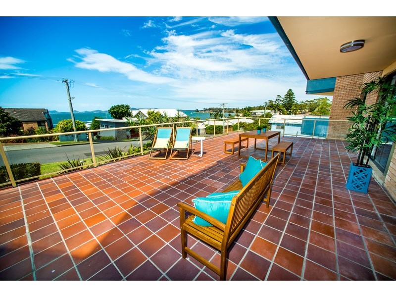 02/1 Mitchell Street, Soldiers Point NSW 2317