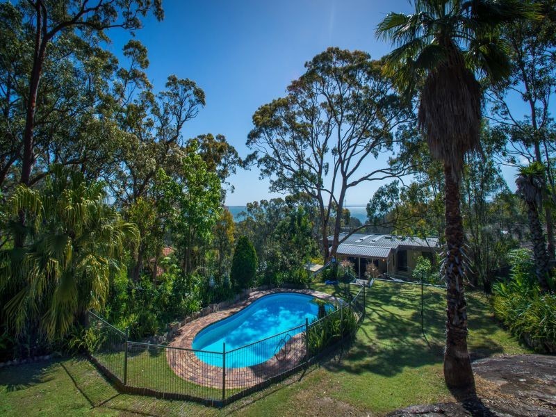 27 Upton Street, Soldiers Point NSW 2317